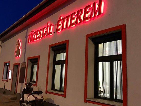 Tuzestal Etterem